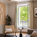 Soona - 3 A Invalides Appartement